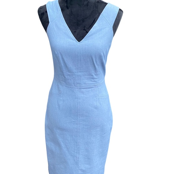 Banana Republic denim dress size 2. - Picture 3 of 11